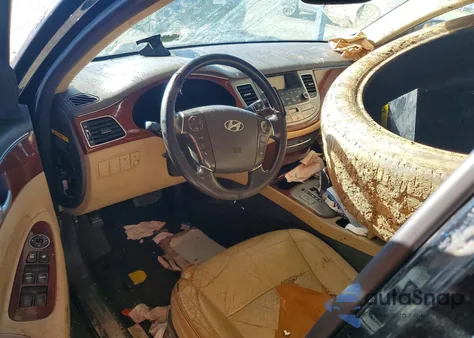 2012 Hyundai Genesis 3.8L z USA, uszkodzony, nr VIN KMHGC4DD3CU180979